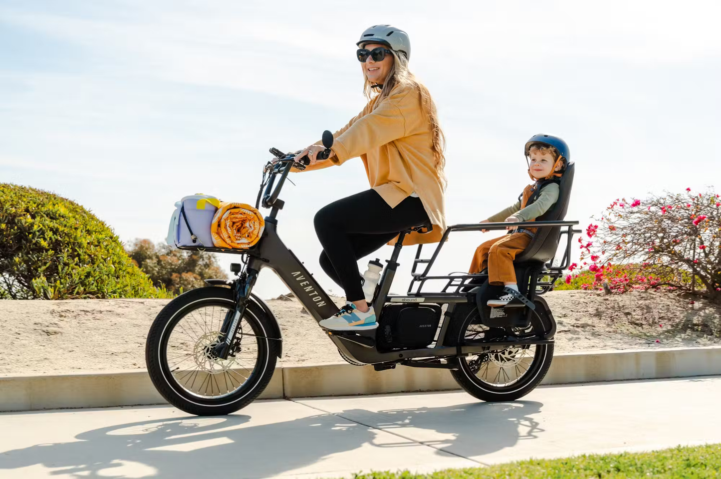 Aventon Abound LR Cargo E-Bike - wEbike